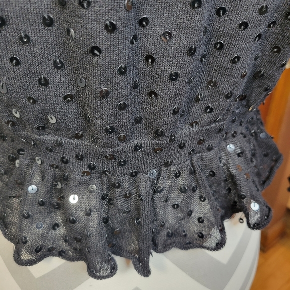 Womans Necessary Objects Black Sequin Tie Front Ruffled bottom/wrists Size Large - Picture 7 of 10